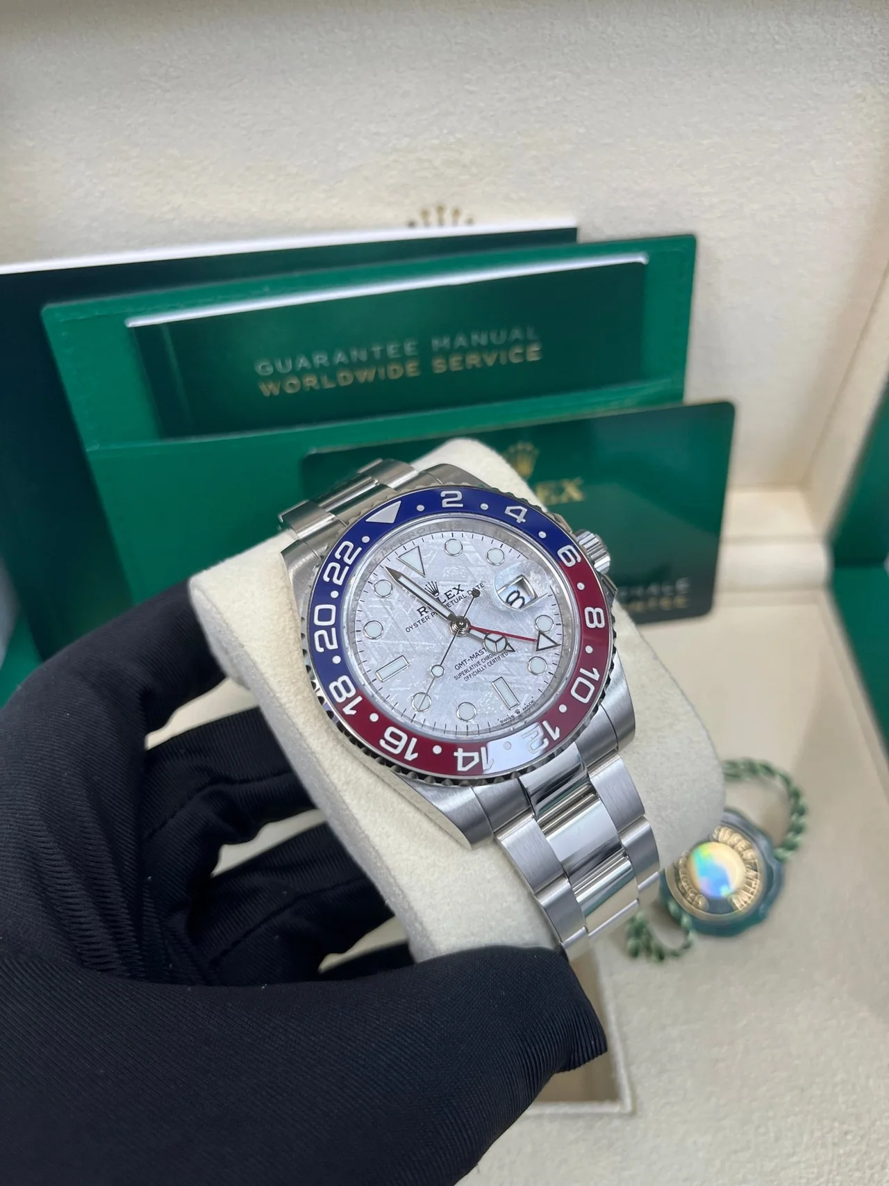 VS Factory GMT-Master II–Style 40mm Meteorite Dial, Red/Blue Ceramic-Style Bezel, Stainless Steel, Automatic GMT Movement - Image 6