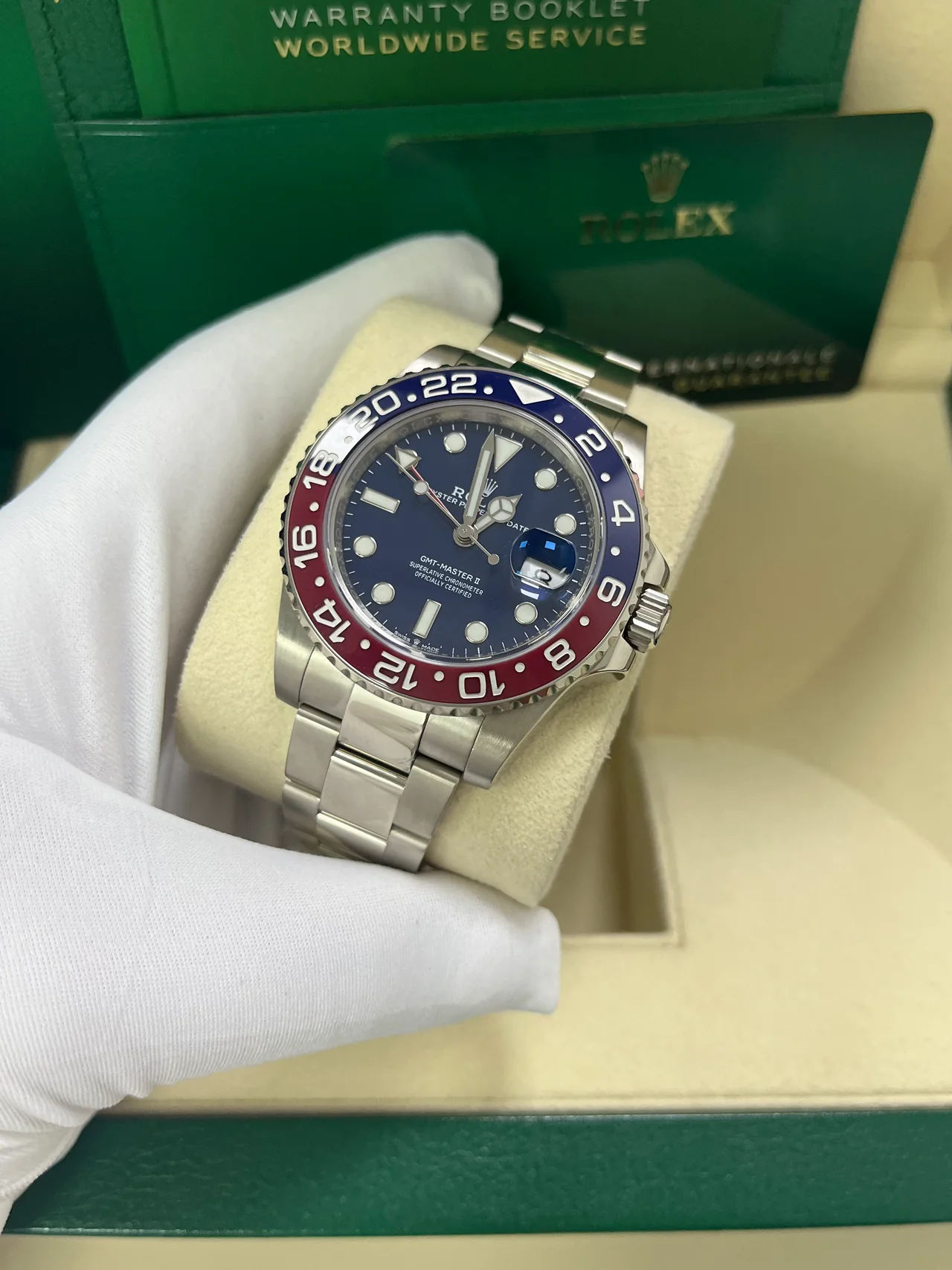 VS Factory GMT-Master II Pepsi 126719BLRO-Style 40mm Blue Dial, Red/Blue Ceramic-Style Bezel, 904L Steel, 3285-Style GMT Movement, Oyster Bracelet - Image 2