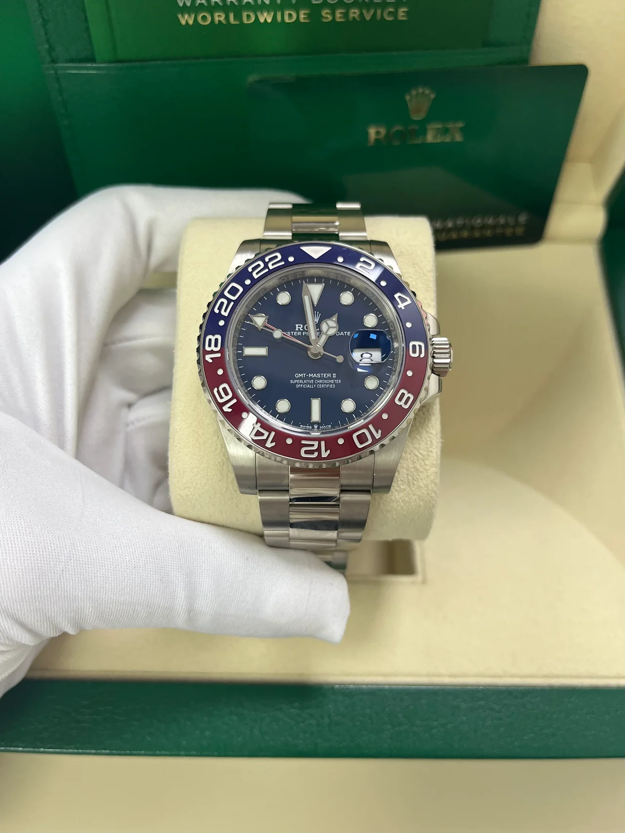VS Factory GMT-Master II Pepsi 126719BLRO-Style 40mm Blue Dial, Red/Blue Ceramic-Style Bezel, 904L Steel, 3285-Style GMT Movement, Oyster Bracelet - Image 4