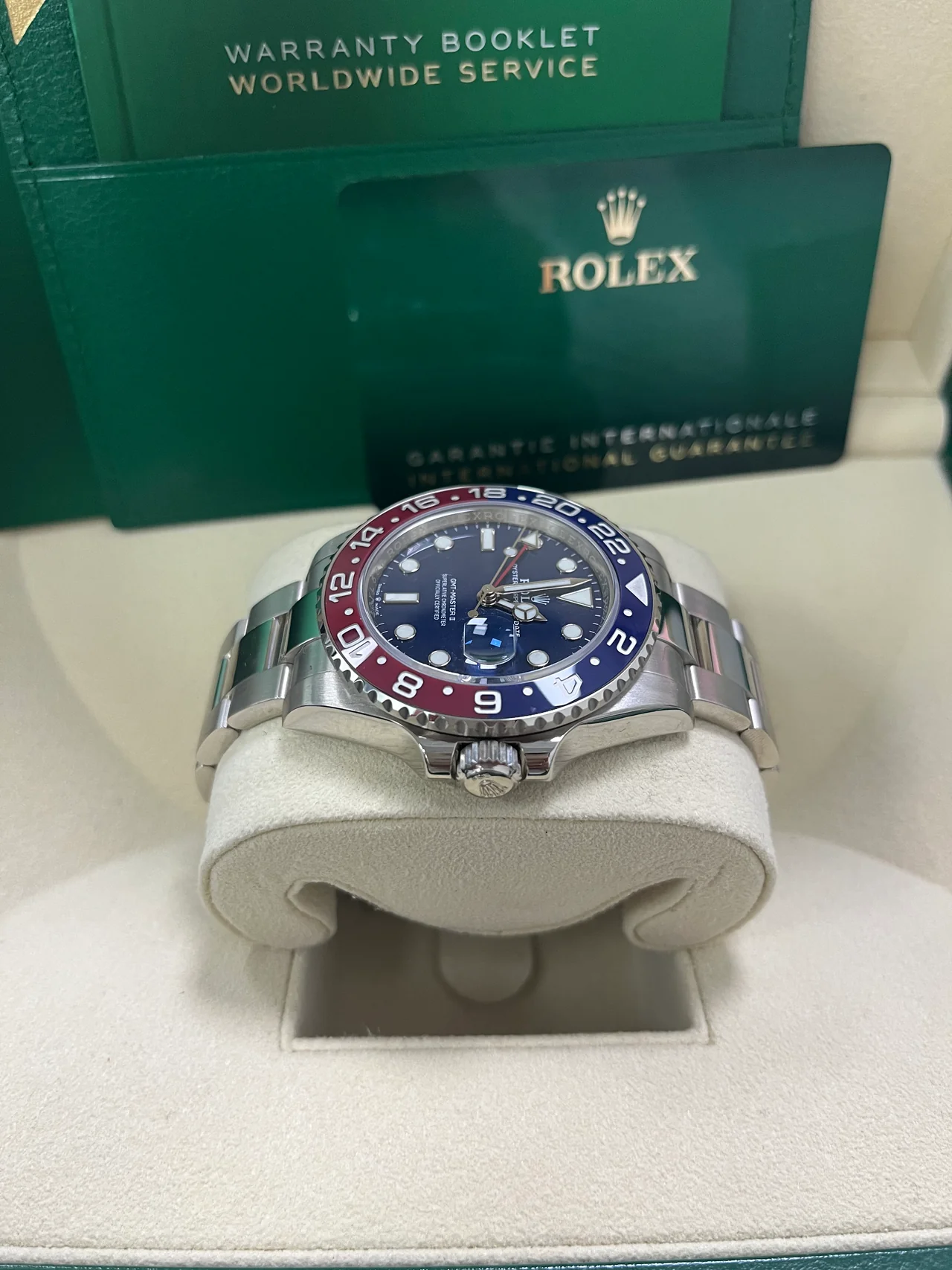 VS Factory GMT-Master II Pepsi 126719BLRO-Style 40mm Blue Dial, Red/Blue Ceramic-Style Bezel, 904L Steel, 3285-Style GMT Movement, Oyster Bracelet - Image 5