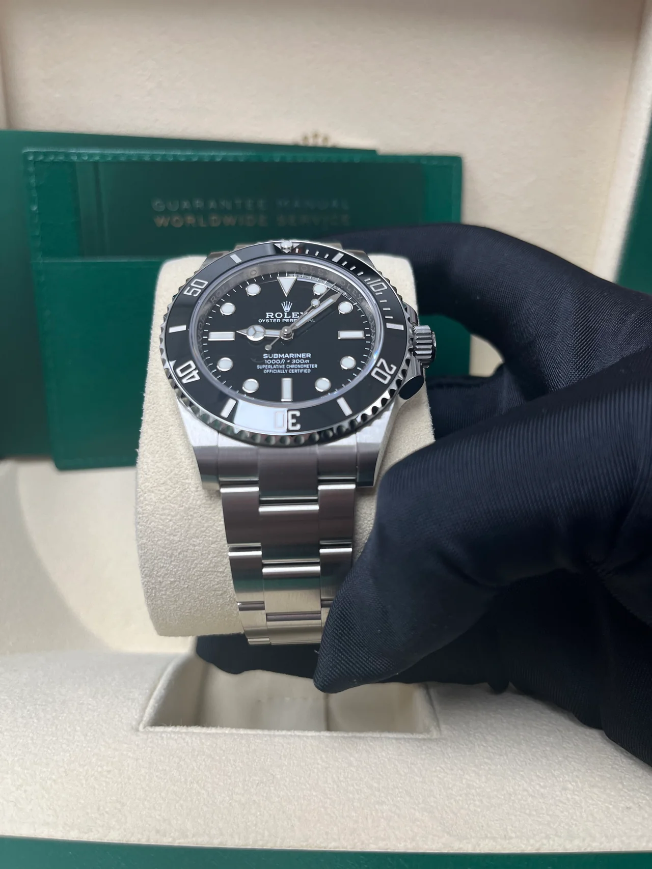 VS Factory Submariner 124060 No-Date 41mm, Black Dial, Black Ceramic-Style Bezel, 904L Steel, 3230-Style Automatic Movement - Image 3