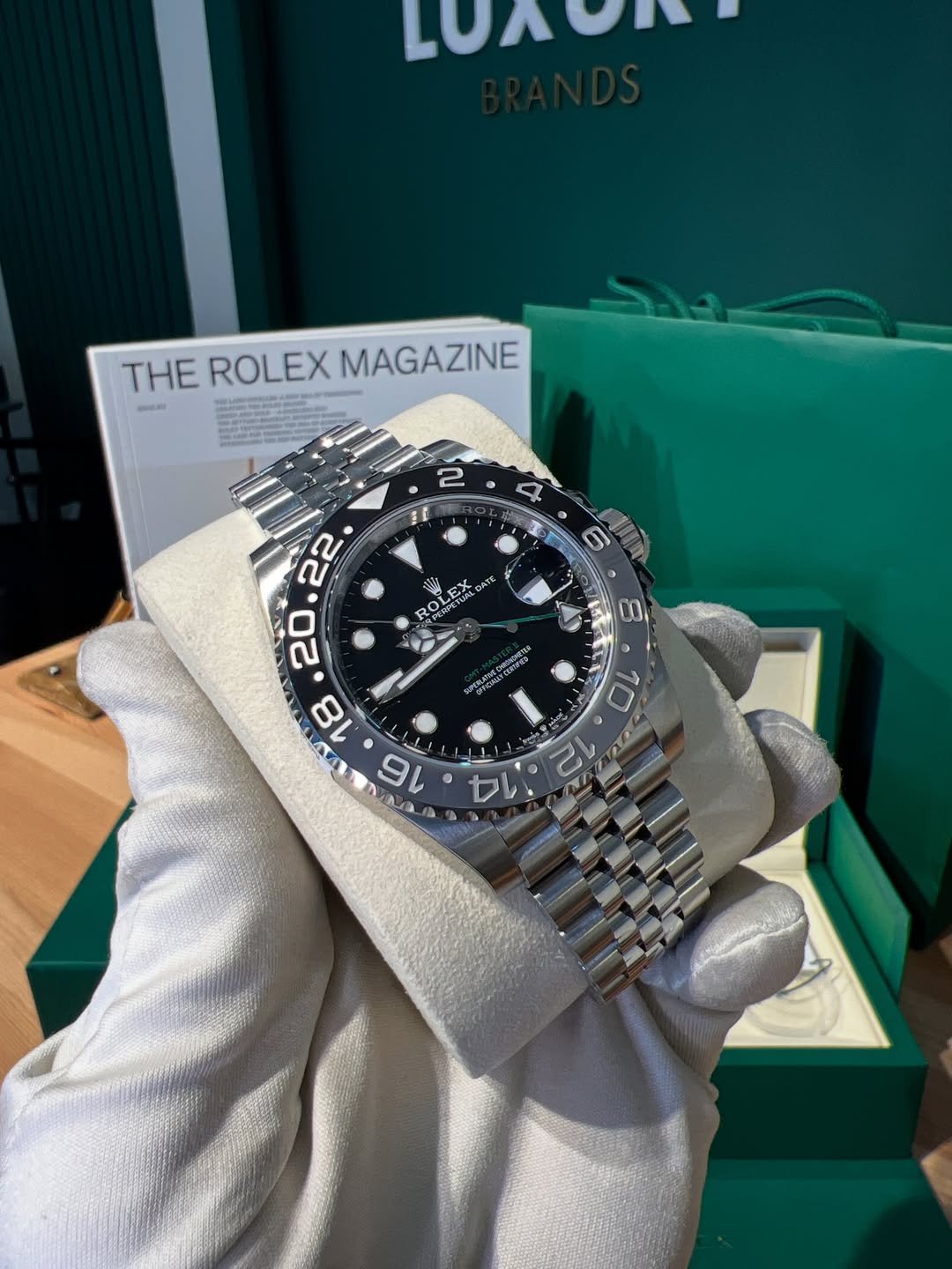 VS Factory Rolex GMT Master II 126710GRNR Jubilee, Green 24-hour hand, Black/Grey Ceramic Bezel, 904L Steel, Best Edition 3285 Movement - Image 4