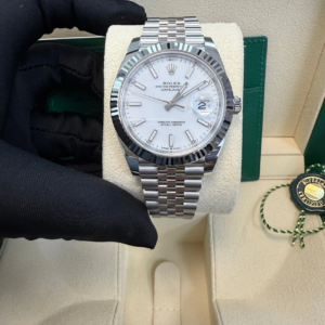 VS Factory Datejust 41 white index dial fluted bezel Jubilee bracelet