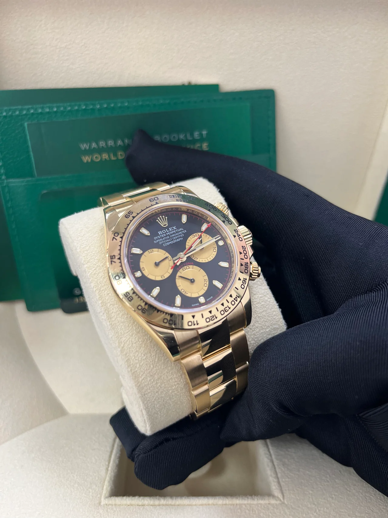VS Factory Rolex Daytona Paul Newman Yellow Gold 40mm – Black Dial, Yellow Subdials, Yellow Gold-Wrapped 904L Steel, Best Edition 4130 Movement - Image 4