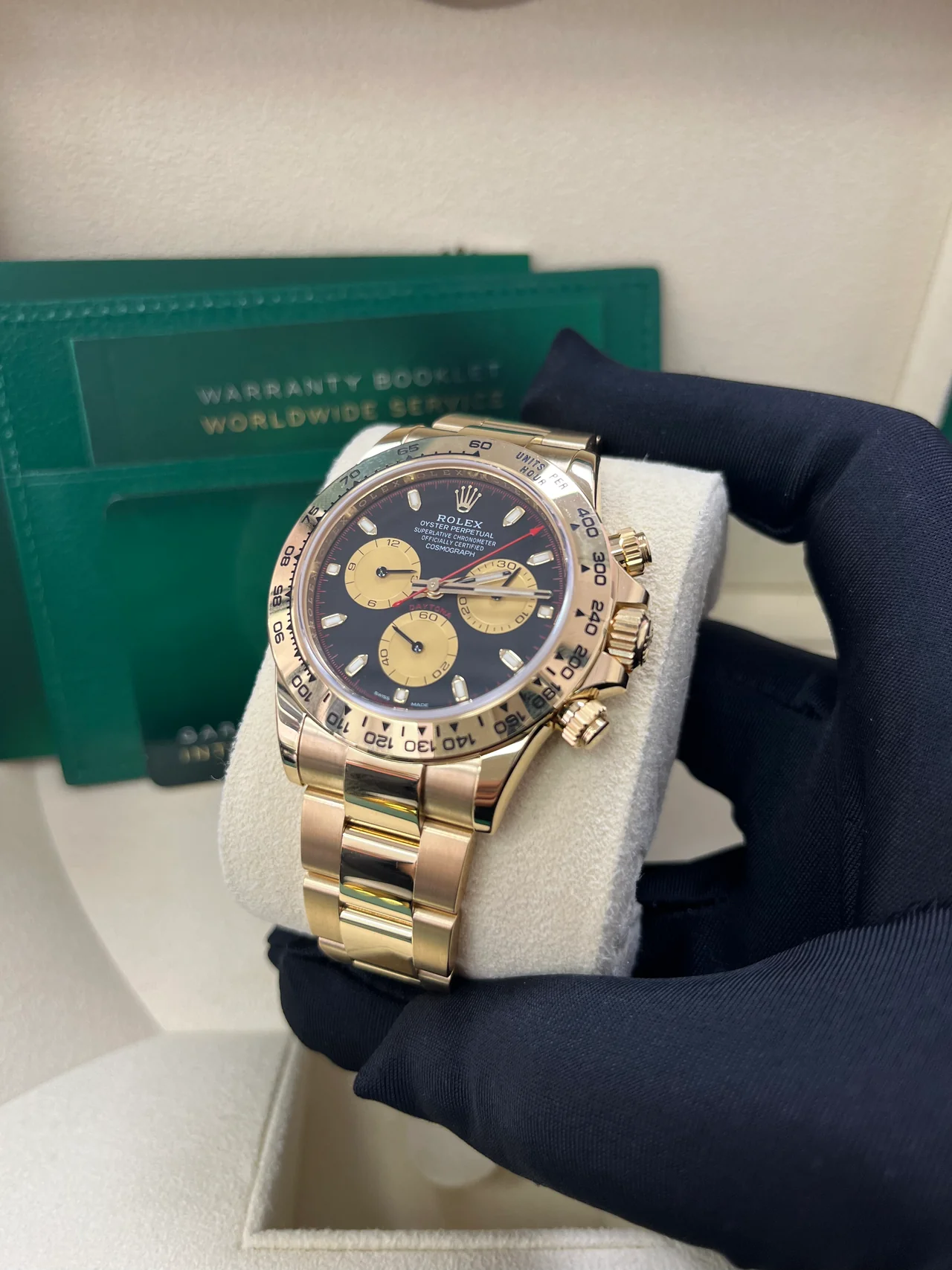 VS Factory Rolex Daytona Paul Newman Yellow Gold 40mm – Black Dial, Yellow Subdials, Yellow Gold-Wrapped 904L Steel, Best Edition 4130 Movement - Image 5