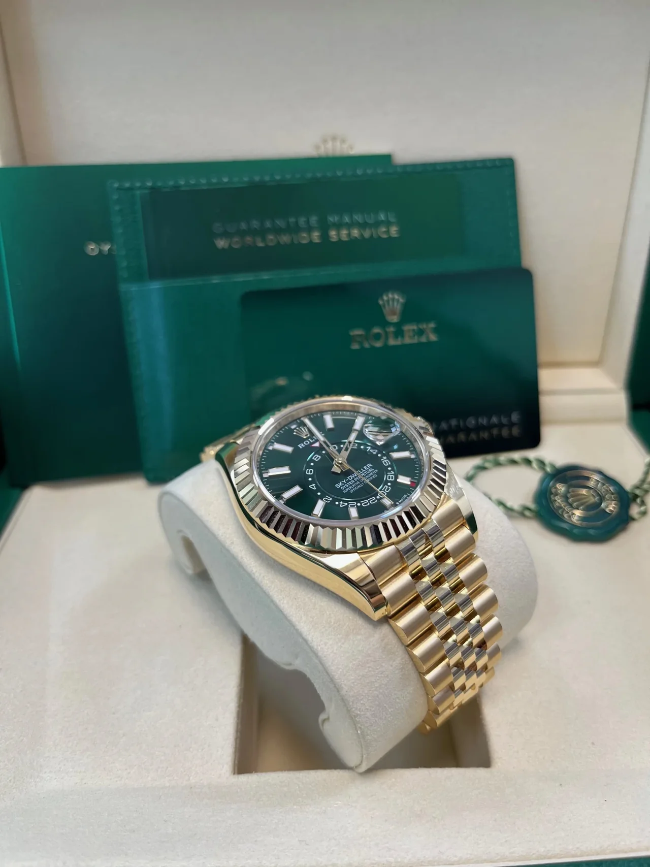 ZF Factory Rolex Sky-Dweller 42mm Bright Green Dial – Yellow Gold-Wrapped 904L Steel, Best Edition - Image 8