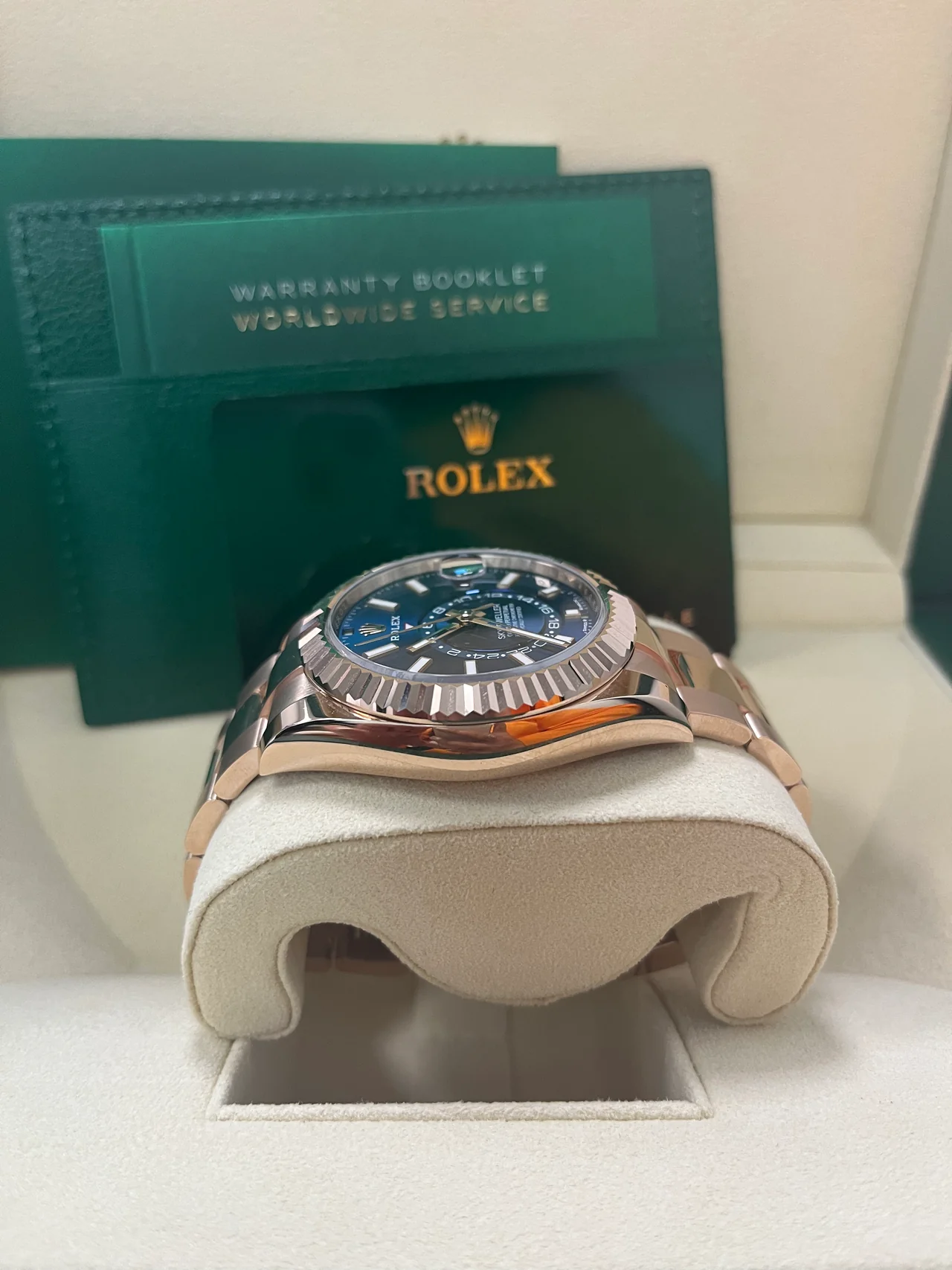 ZF Factory Rolex Sky-Dweller 42mm Blue Dial Oyster Bracelet 336935 – 18K Rose Gold-Wrapped 904L Steel, Best Edition - Image 9