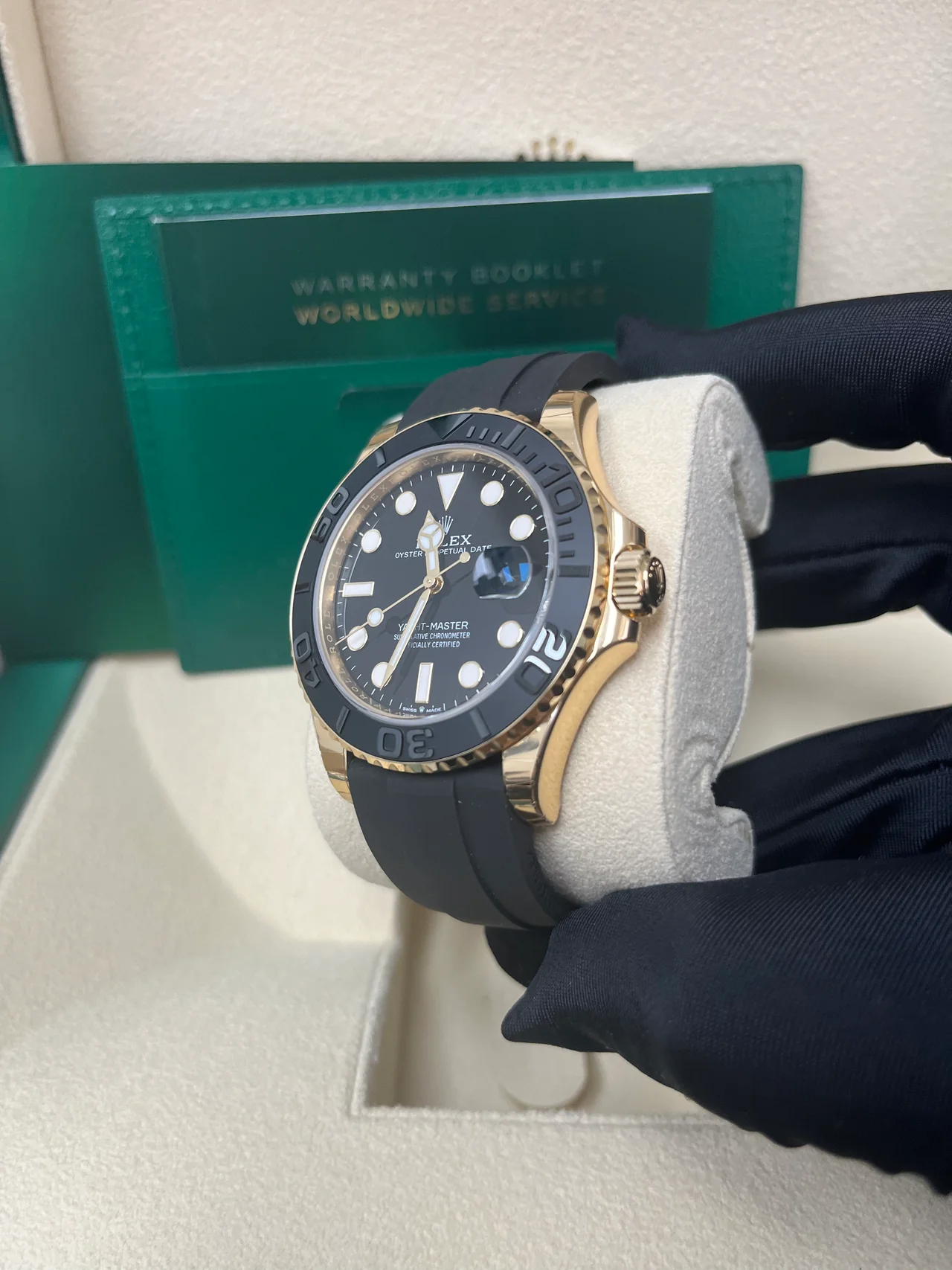 VS Factory Yacht-Master 226658 Yellow Gold 42mm Black Dial, Rubber Strap, Best Edition 3235 Movement - Image 3