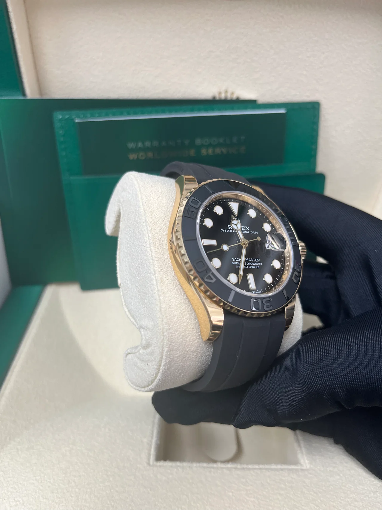 VS Factory Yacht-Master 226658 Yellow Gold 42mm Black Dial, Rubber Strap, Best Edition 3235 Movement - Image 4