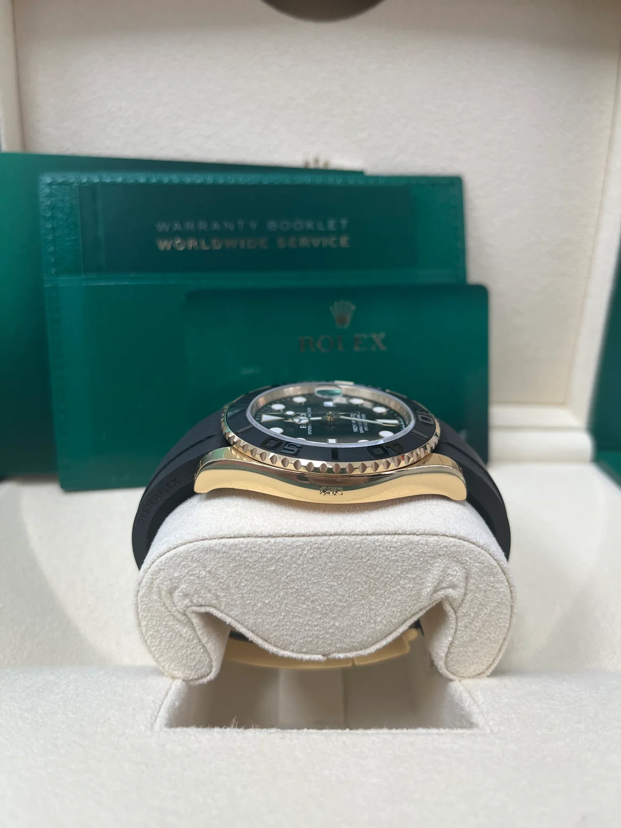 VS Factory Yacht-Master 226658 Yellow Gold 42mm Black Dial, Rubber Strap, Best Edition 3235 Movement - Image 7