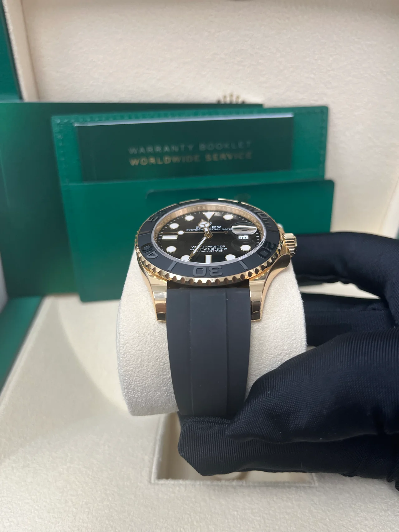 VS Factory Yacht-Master 226658 Yellow Gold 42mm Black Dial, Rubber Strap, Best Edition 3235 Movement - Image 5