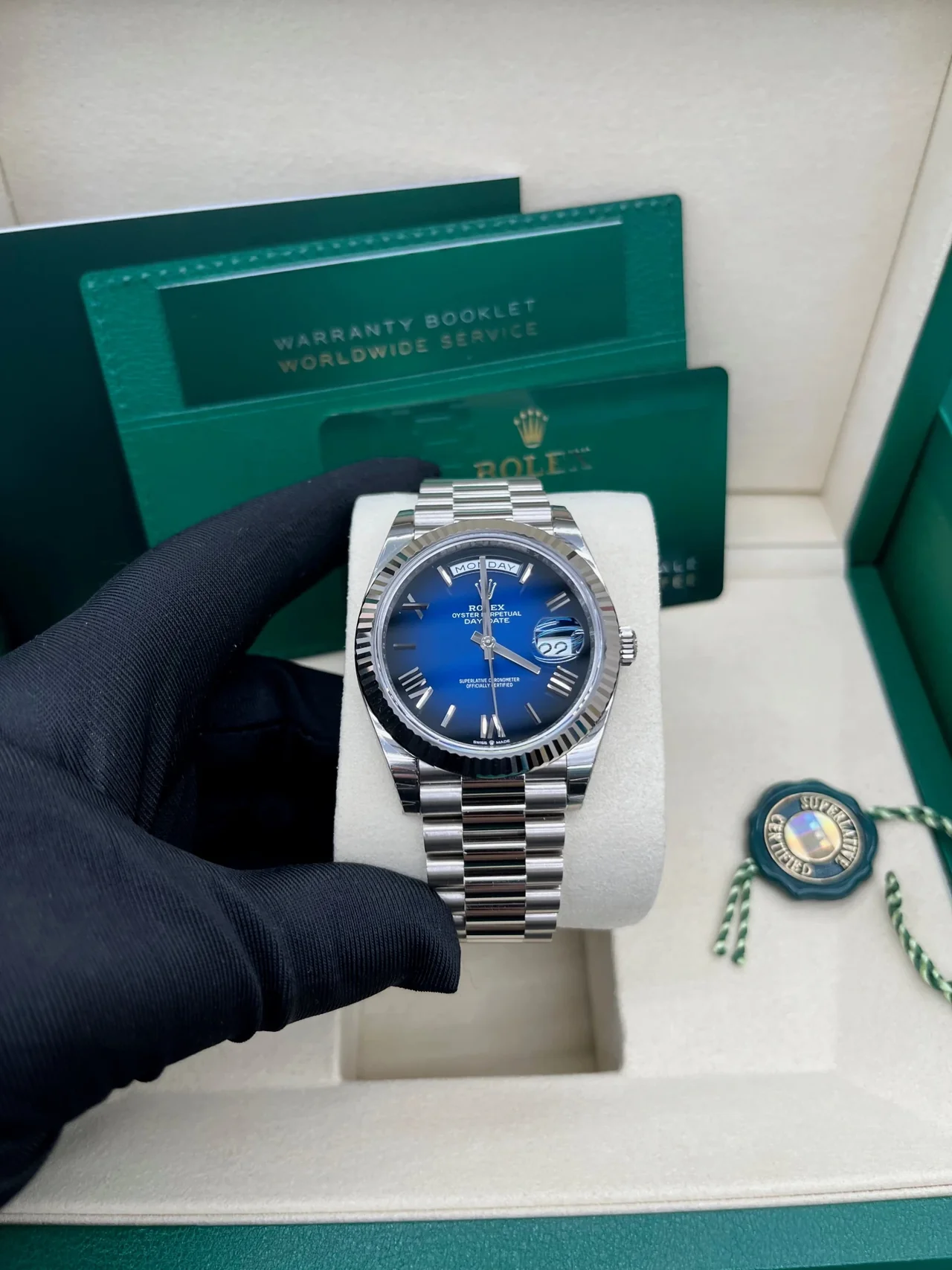 RC Factory Rolex Day-Date 40 228239 White Gold Blue Ombré Dial Super Clone - Image 2