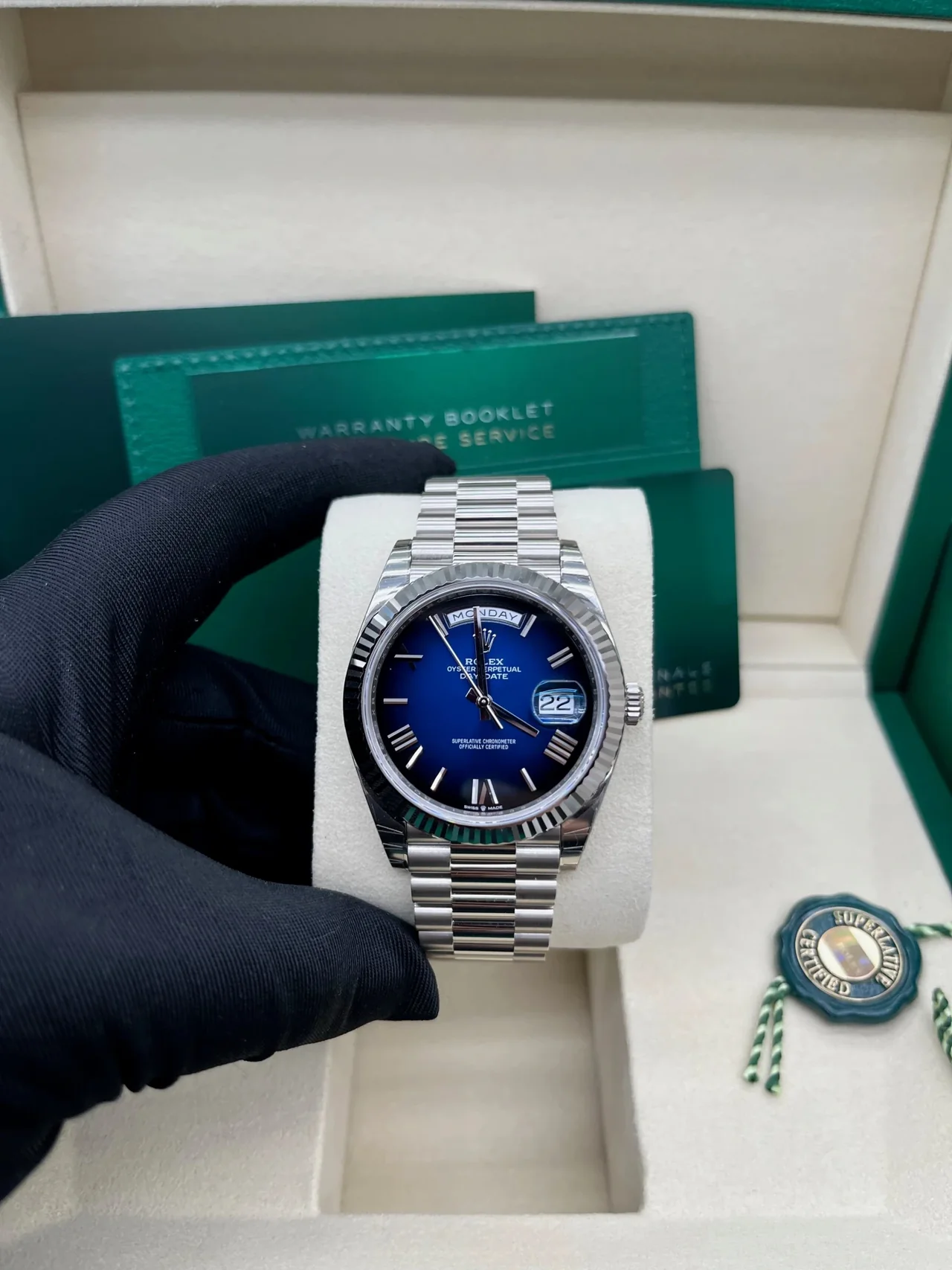 RC Factory Rolex Day-Date 40 228239 White Gold Blue Ombré Dial Super Clone - Image 9