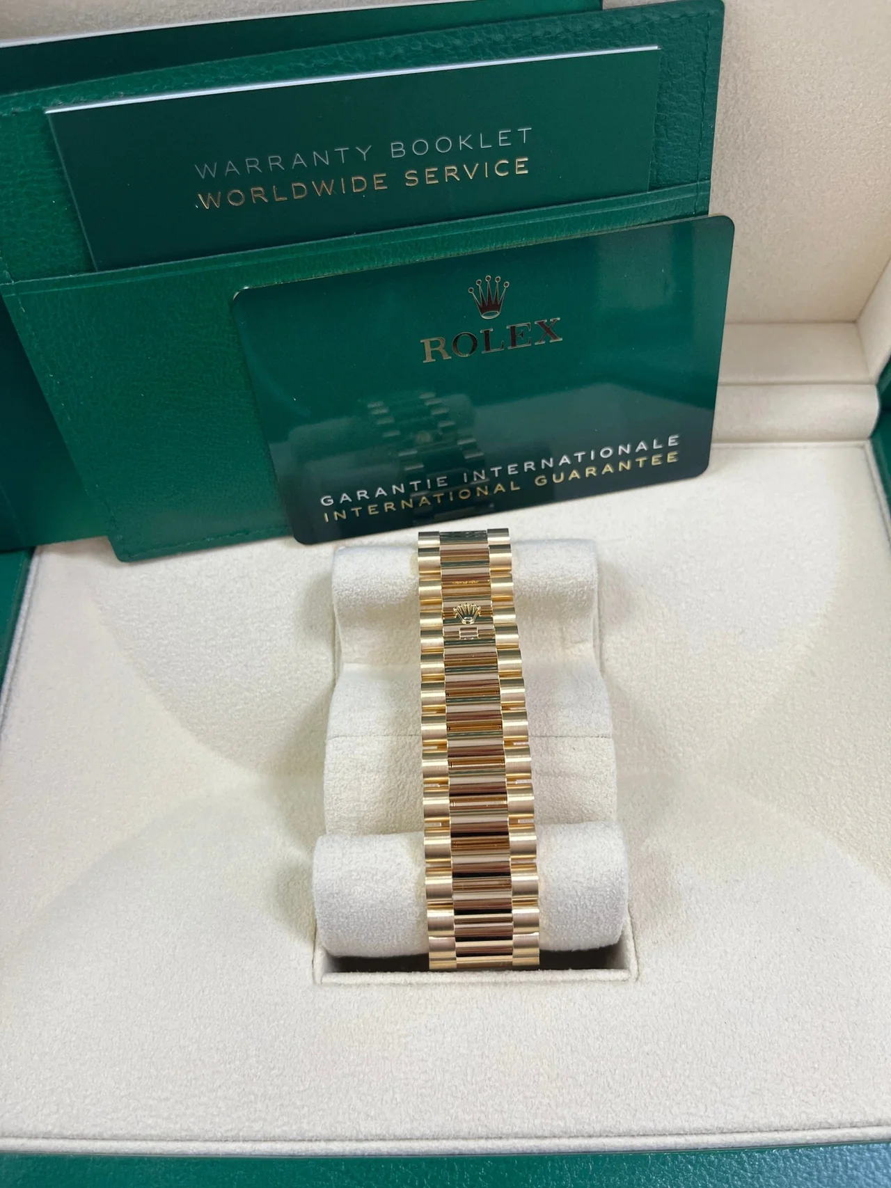 RC Factory Rolex Day-Date 40mm Green Ombré Roman Dial 228238 Super Clone - Image 11