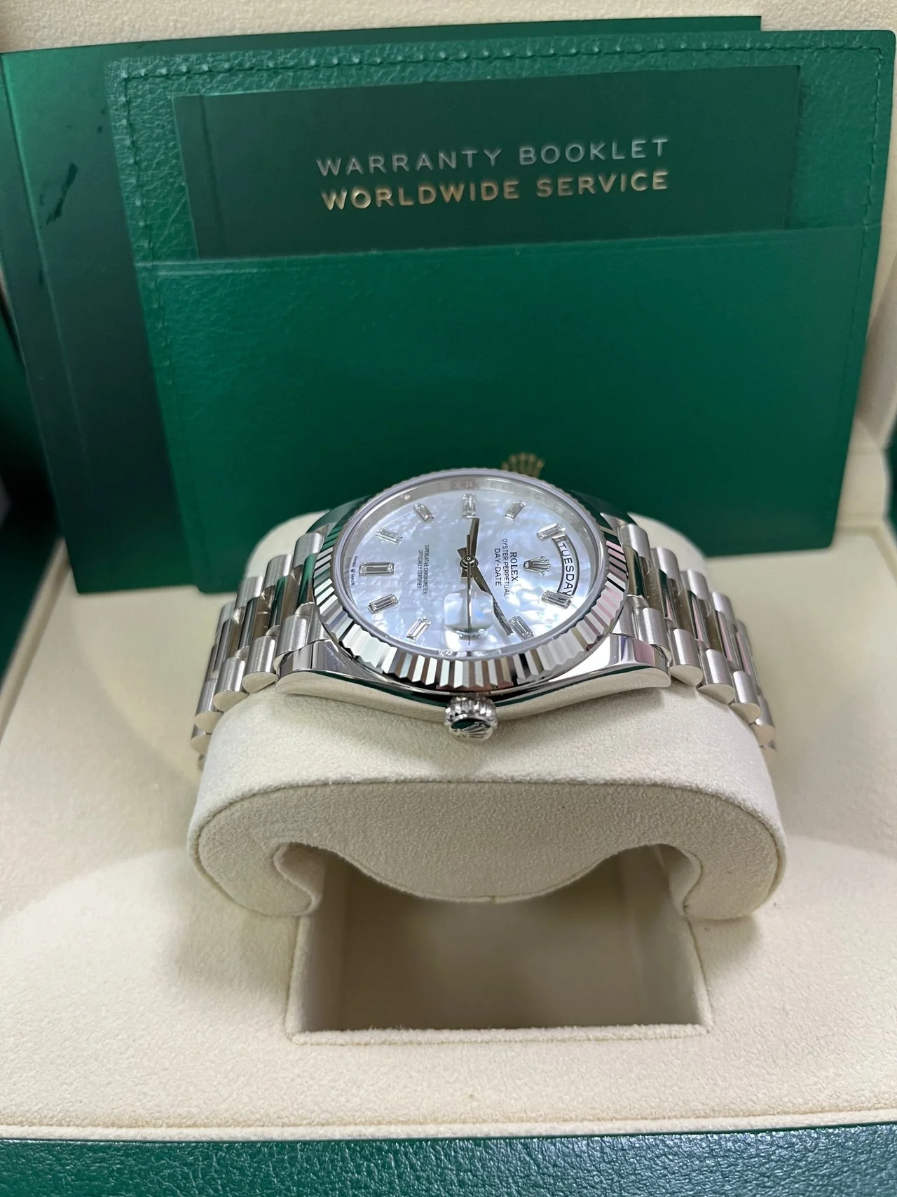 RC Factory Day-Date 40–Style Watch – Mother-of-Pearl Diamond-Style Dial - Image 7