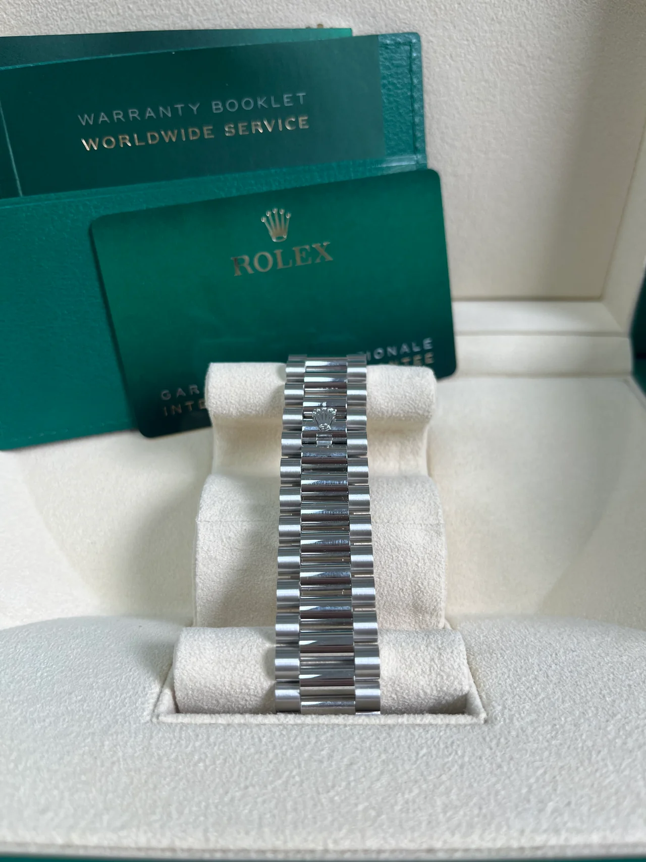 RC Factory Day-Date 40 Platinum-Style Meteorite Baguette Diamond Dial – Smooth Bezel President Bracelet - Image 5