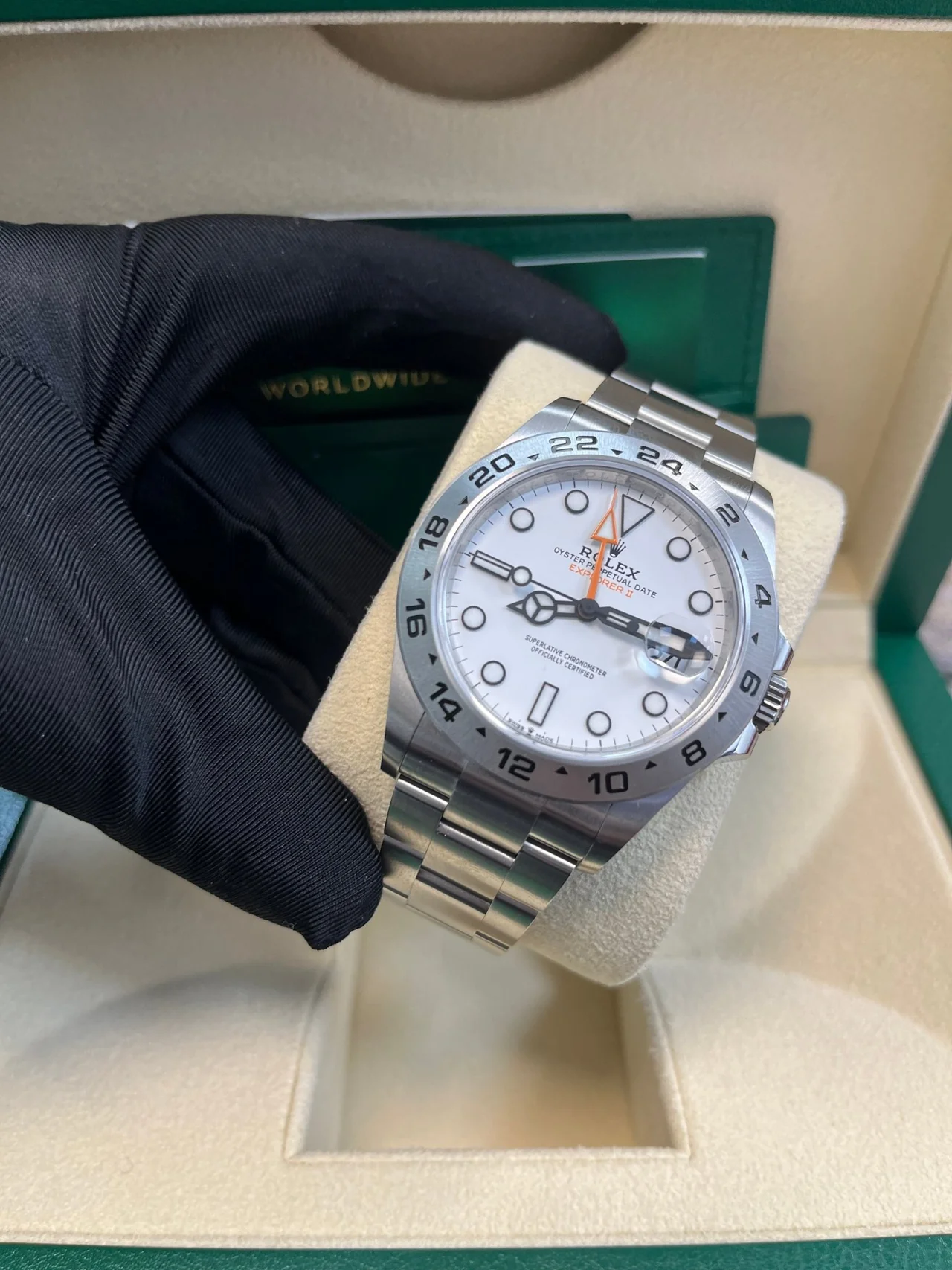 VS Factory Rolex Explorer II 42mm Oystersteel White Dial Oyster Bracelet - Image 2