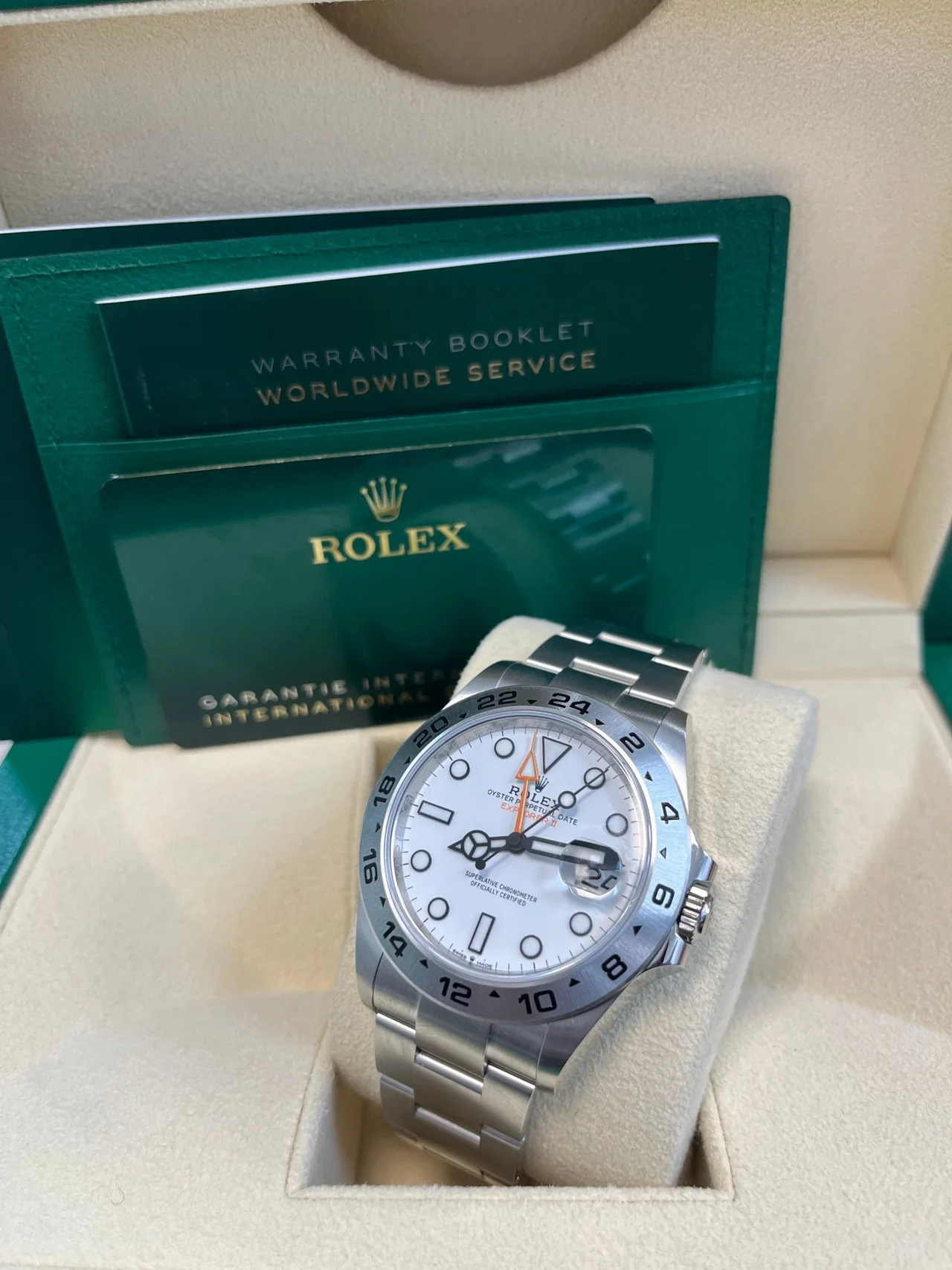 VS Factory Rolex Explorer II 42mm Oystersteel White Dial Oyster Bracelet - Image 6