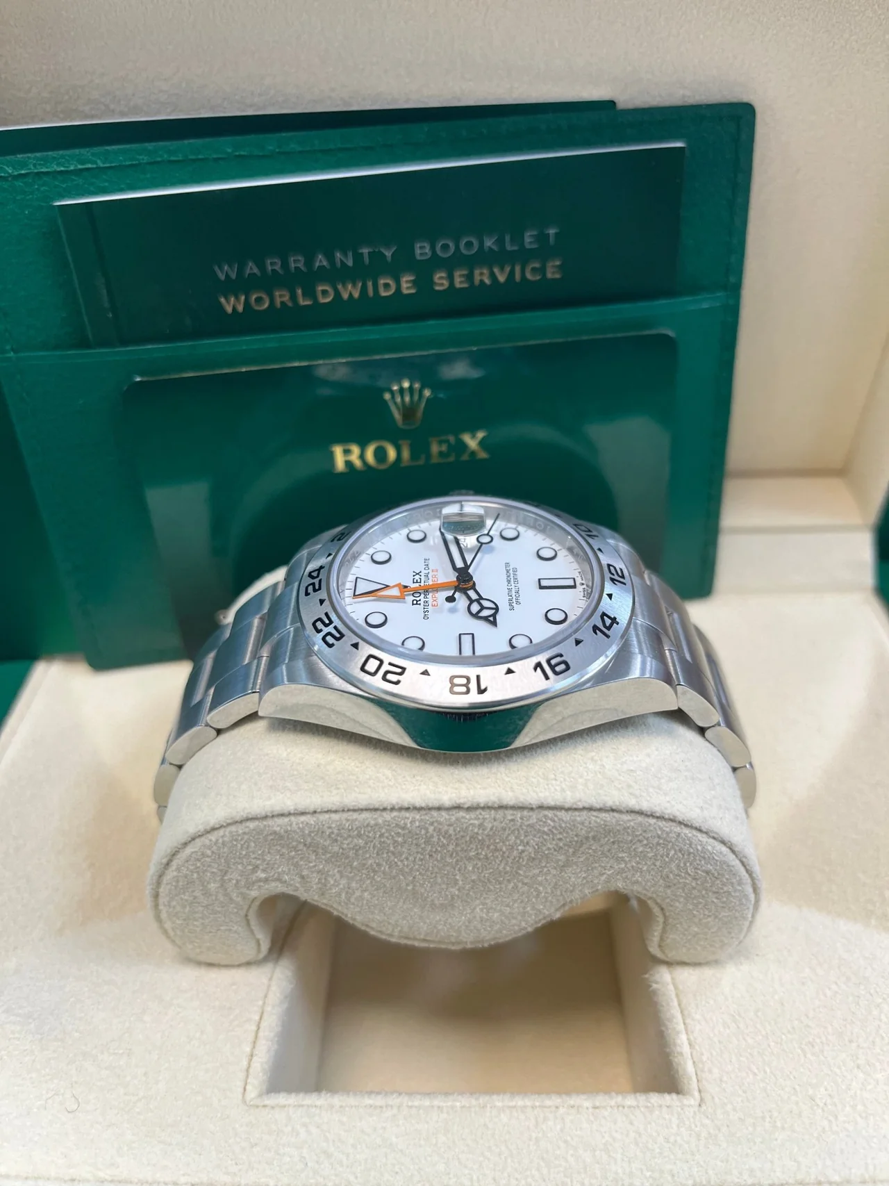 VS Factory Rolex Explorer II 42mm Oystersteel White Dial Oyster Bracelet - Image 7