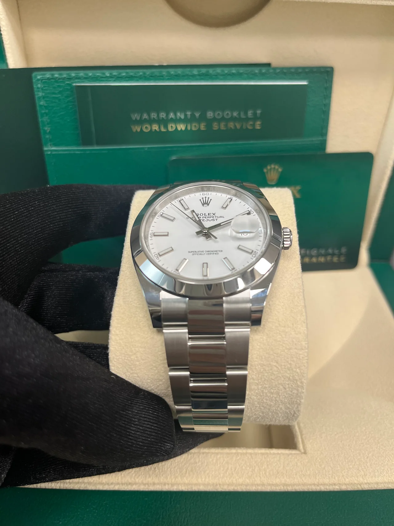 VS Factory Datejust 41 126300 Stainless Steel – White Index Dial – Oyster Bracelet - Image 4