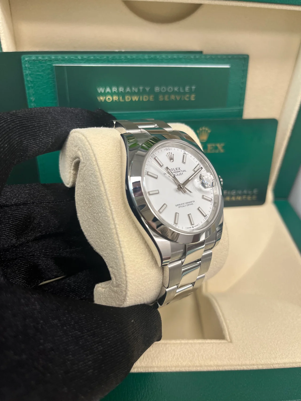 VS Factory Datejust 41 126300 Stainless Steel – White Index Dial – Oyster Bracelet - Image 2