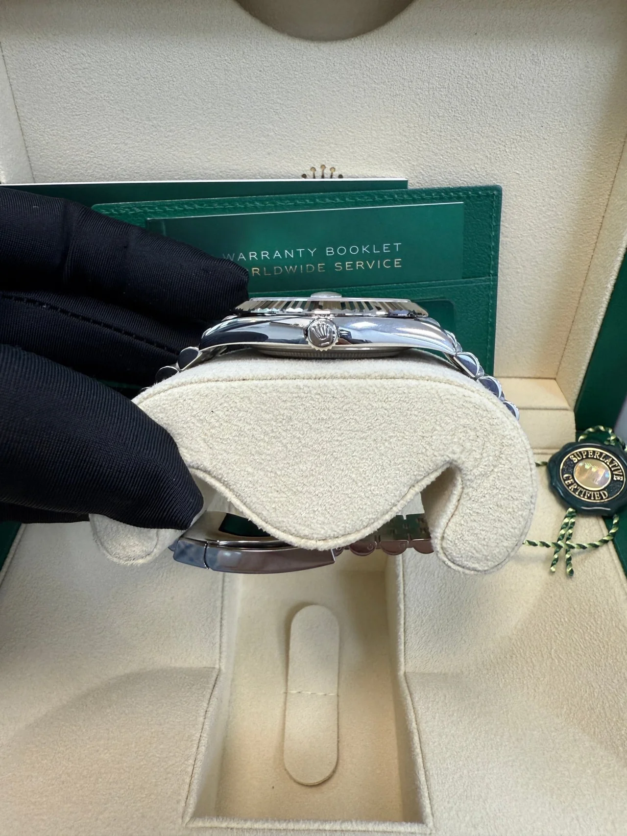 VS Factory Datejust 41 Stainless Steel & White Gold – White Index Dial – Fluted Bezel – Jubilee Bracelet - Image 9