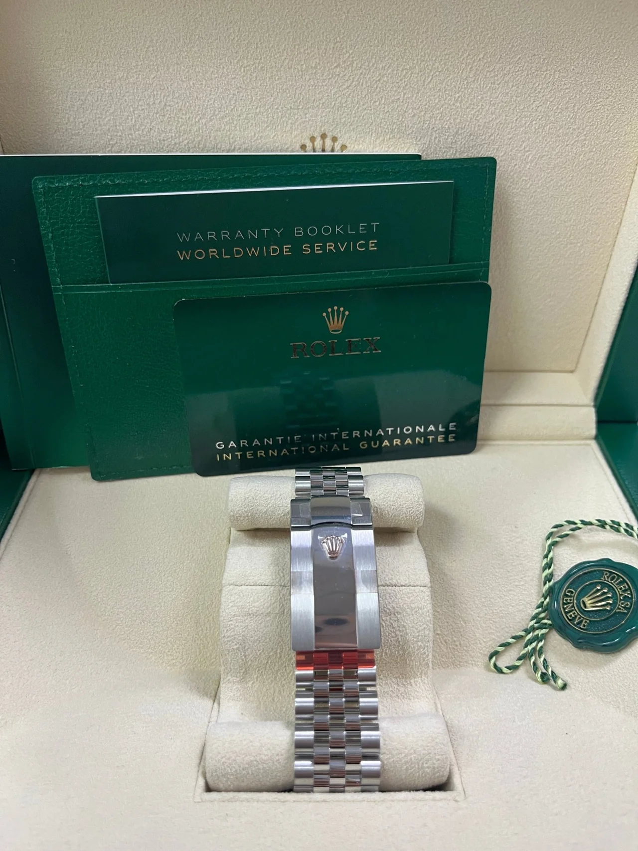 ZF Factory Rolex Sky-Dweller Black Index Dial Fluted Bezel Jubilee Bracelet - Image 8