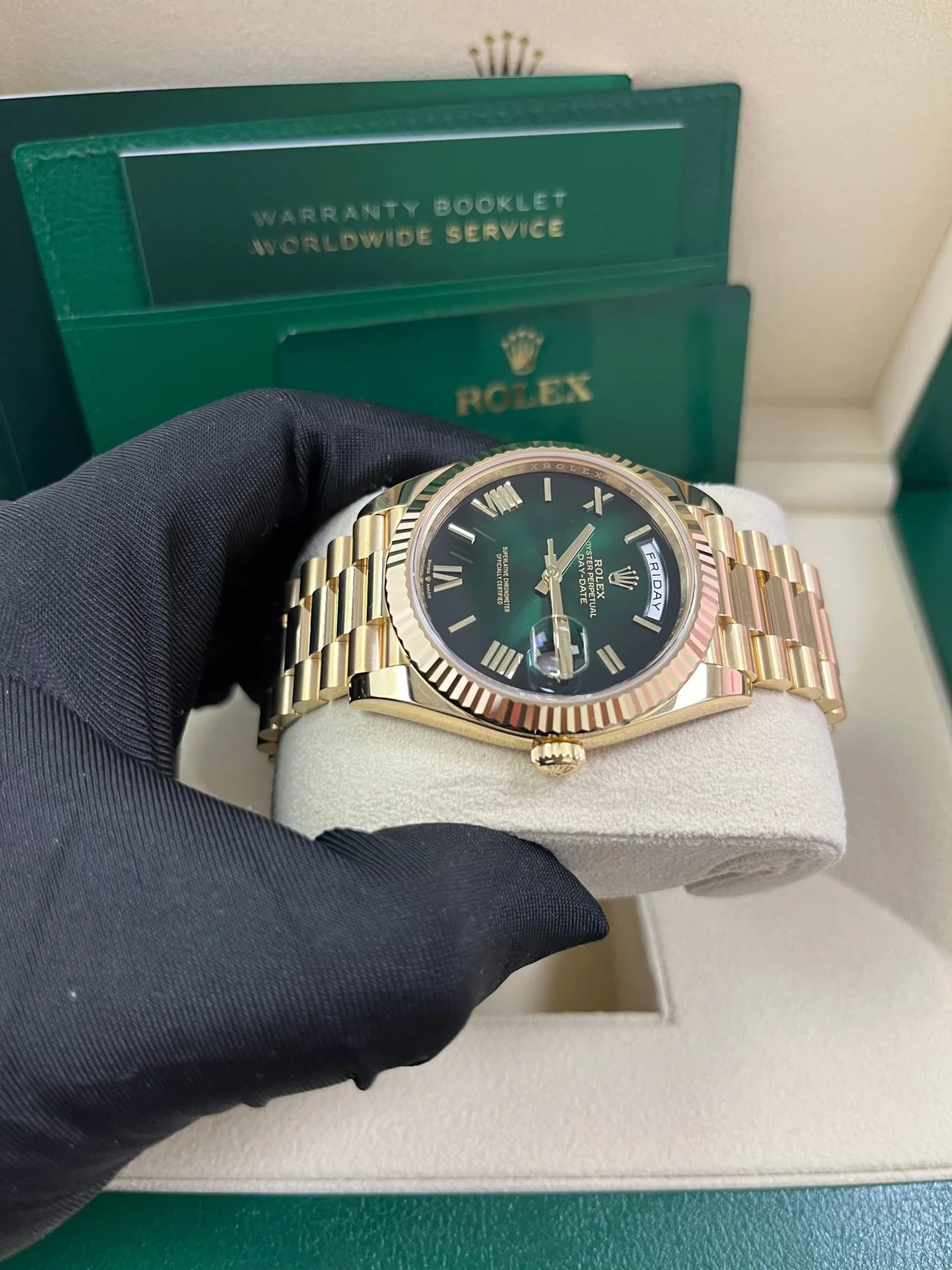 RC Factory Rolex Day-Date 40mm Green Ombré Roman Dial 228238 Super Clone - Image 5