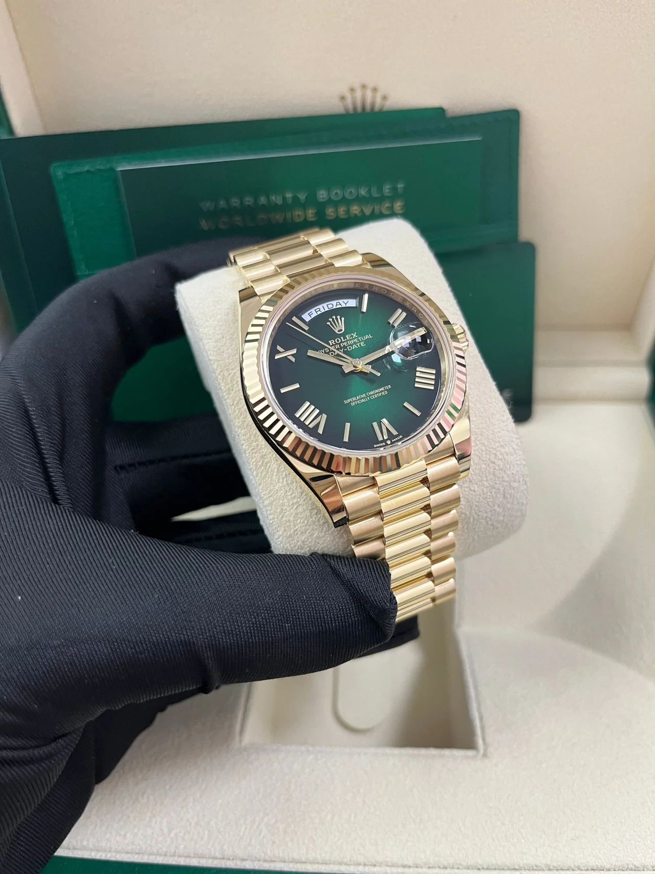 RC Factory Rolex Day-Date 40mm Green Ombré Roman Dial 228238 Super Clone - Image 3