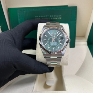 ZF Factory 42mm green dial 904L steel automatic watch with fluted bezel